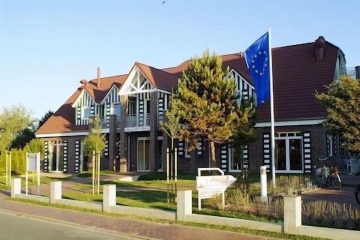 Hotels &  Appartments Feuerschiff (3114375) in Langeoog
