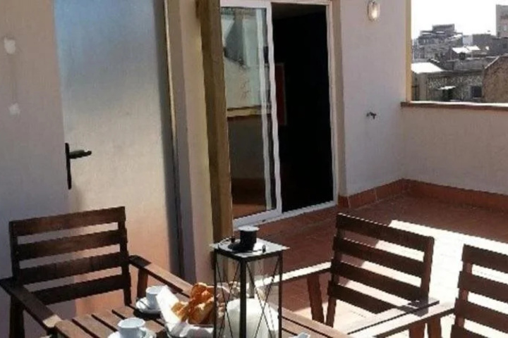 Terrace/Patio 6 of 27