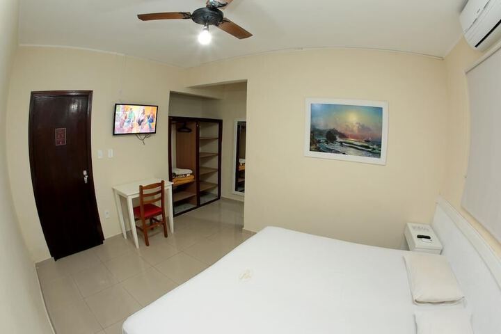Room 18 of 35