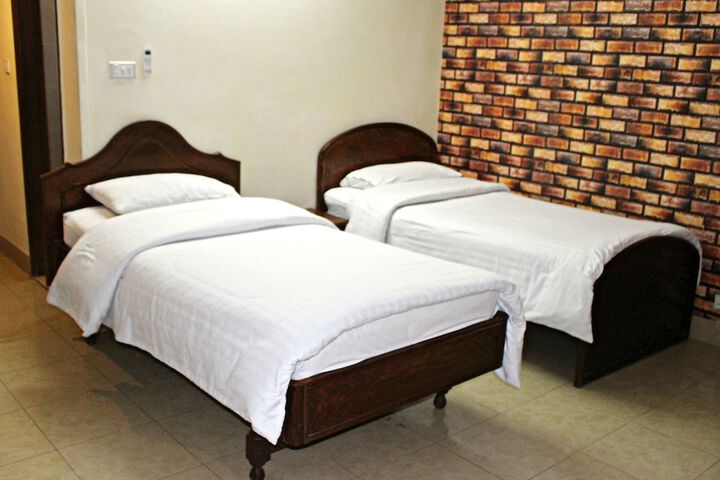 Room 14 of 47
