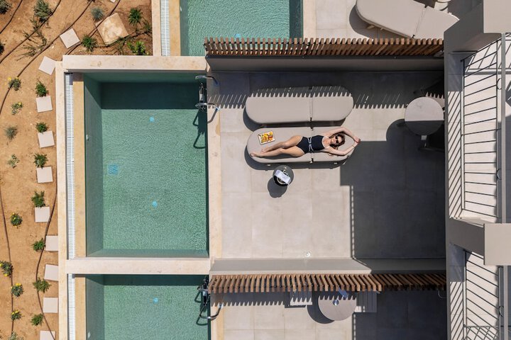 Hotel 155 of 160