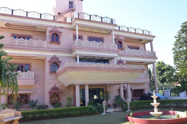 Photo 11