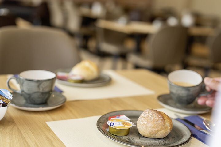 Breakfast/Coffee Service 56 of 72