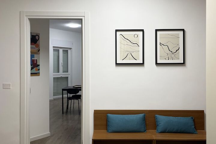 Room 16 of 28