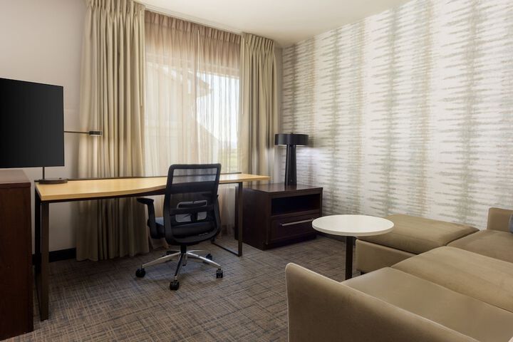 Room 12 of 36