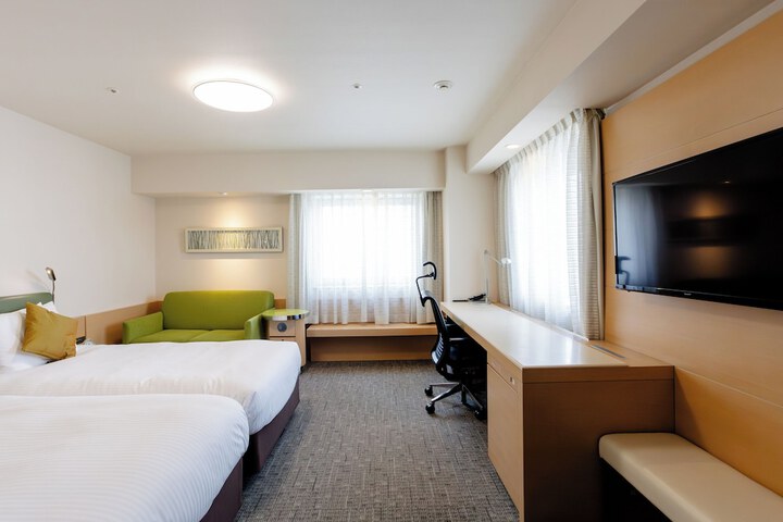 Room 16 of 69