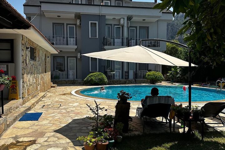 Hotel 60 of 62