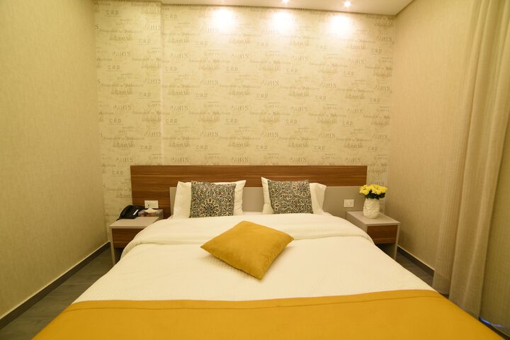 Room 11 of 26