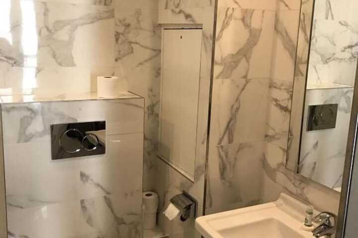 Bathroom Interior Photo