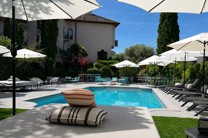 Pool 68 of 115