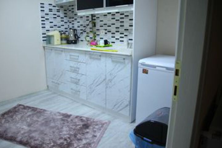 Room 7 of 23
