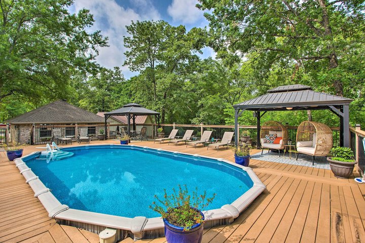 Happy Trails Hideout w / New Bunk House & Hot Tub!