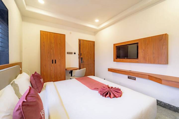 Room 8 of 24