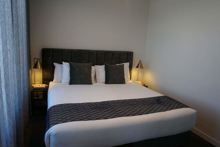 Room 26 of 125