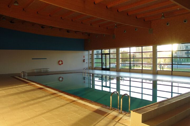 Pool 16 of 30