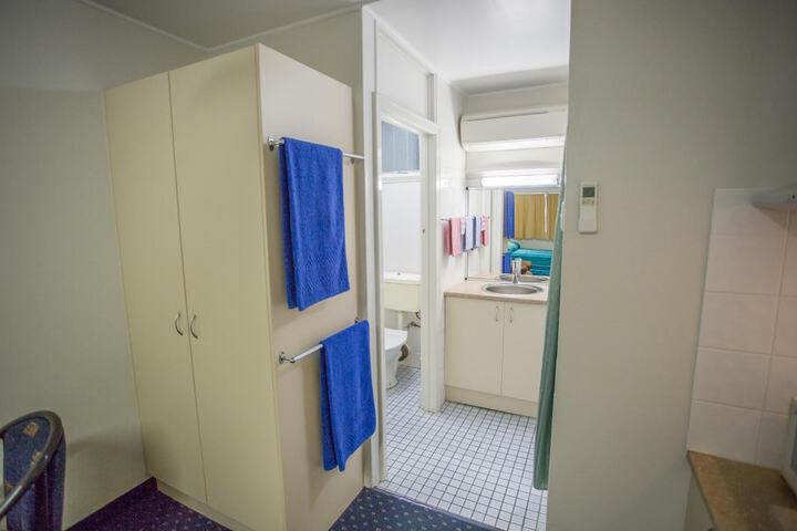 Room 18 of 31