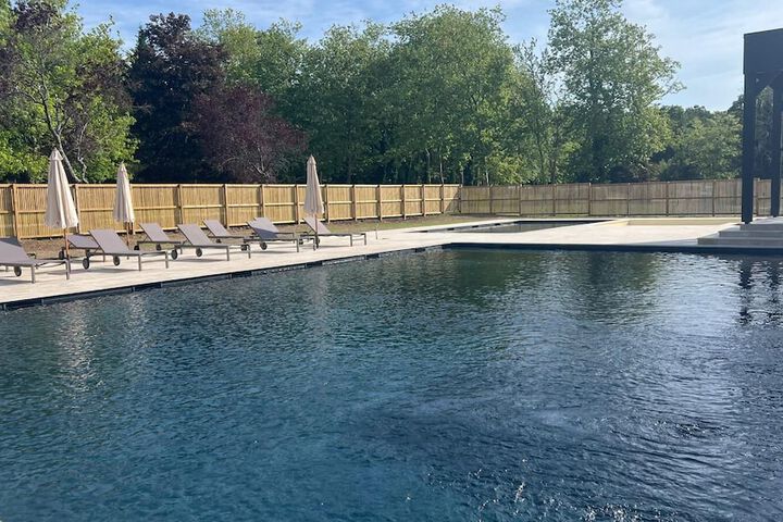 Pool 130 of 224