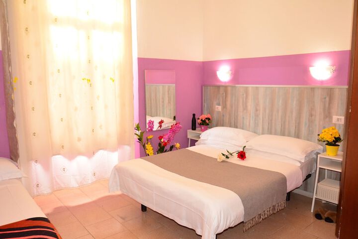 Room 17 of 52