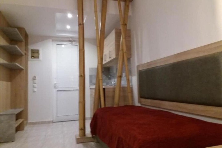 Room 5 of 38