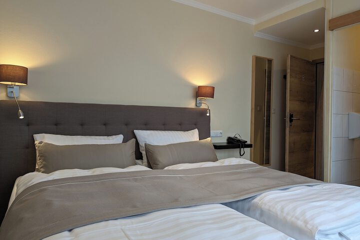 Room 30 of 79