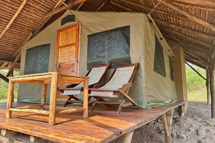 Room 7 of 27