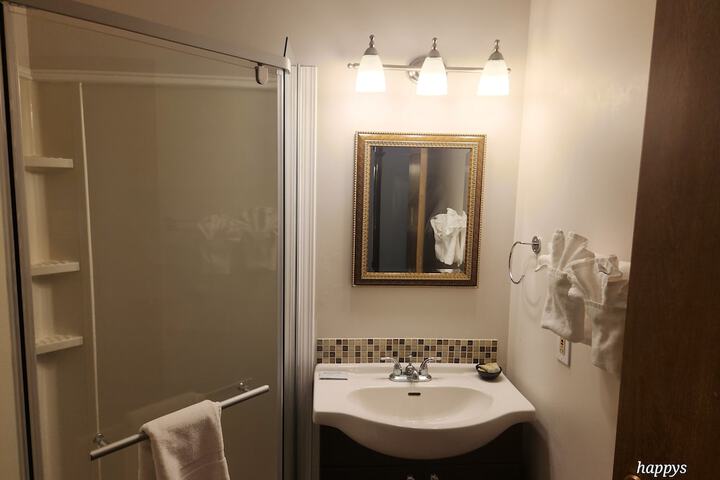 Room 13 of 19