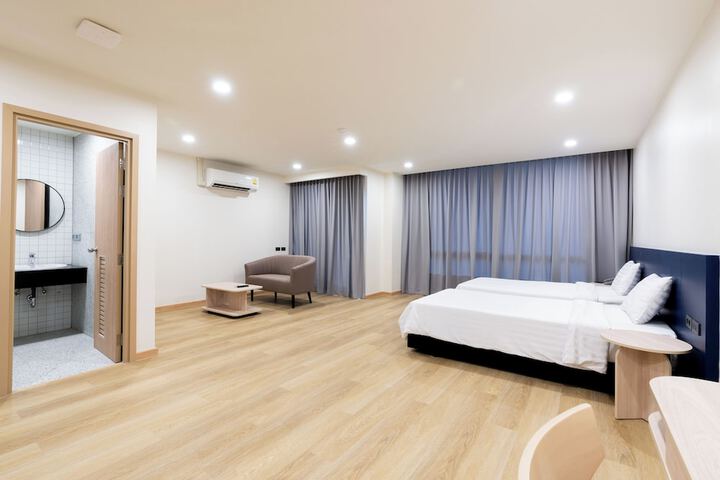Room 20 of 64