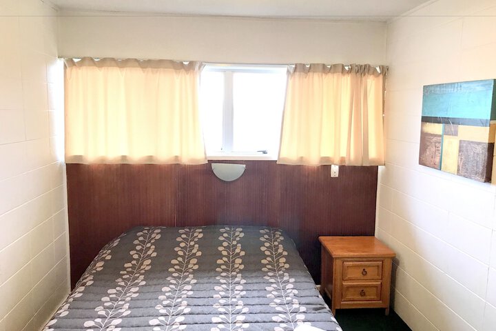 Room 6 of 69