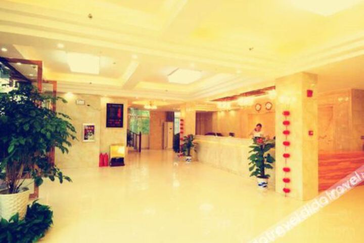 Hotel Interior 9 of 17