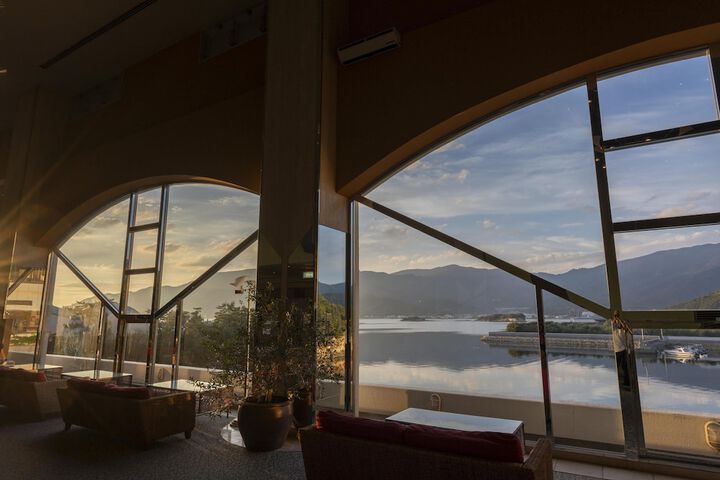 Guest Lobby