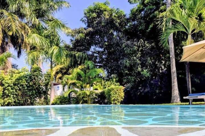 Pool 18 of 40