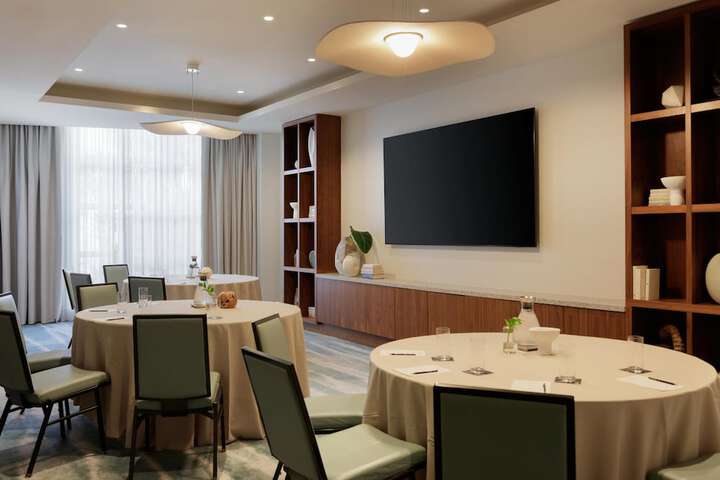 Meeting facility