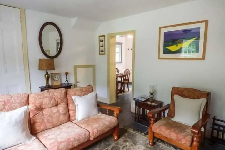Room 2 of 12