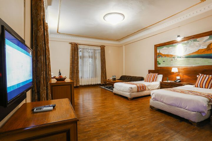 Room 7 of 30