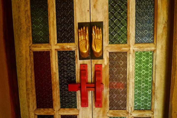 Room 10 of 49