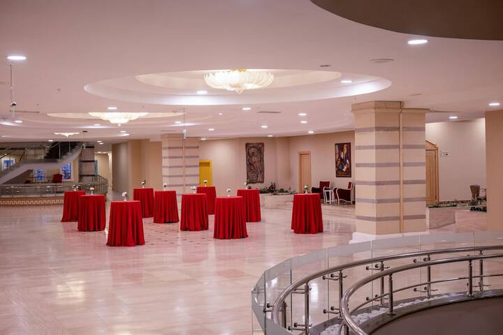 Ballroom/Hall 235 of 321