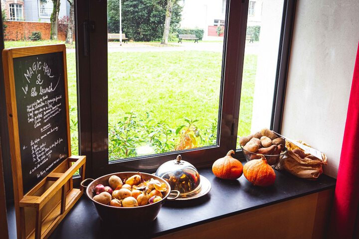 Breakfast/Coffee Service 59 of 76