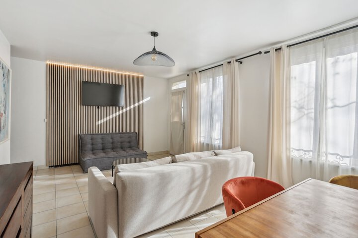 Room 20 of 44