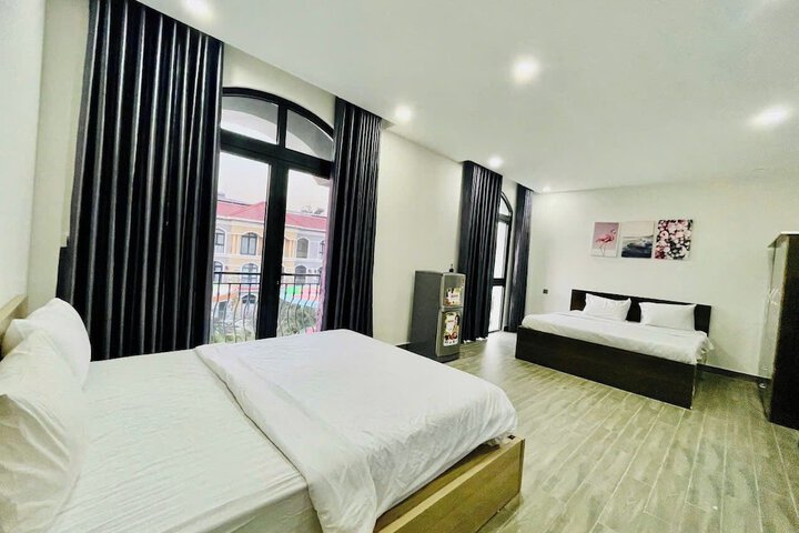 Room 5 of 27