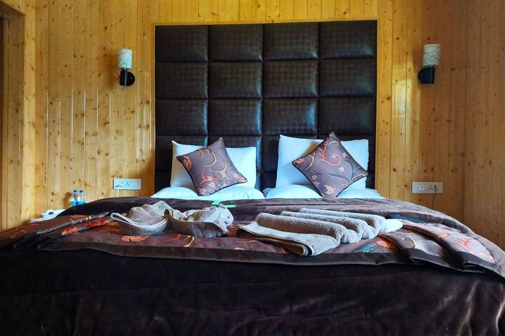 Room 28 of 36
