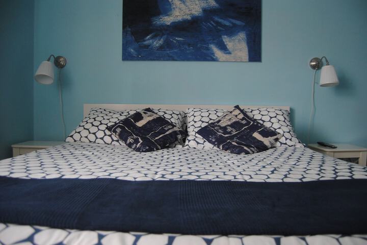 Room 2 of 24