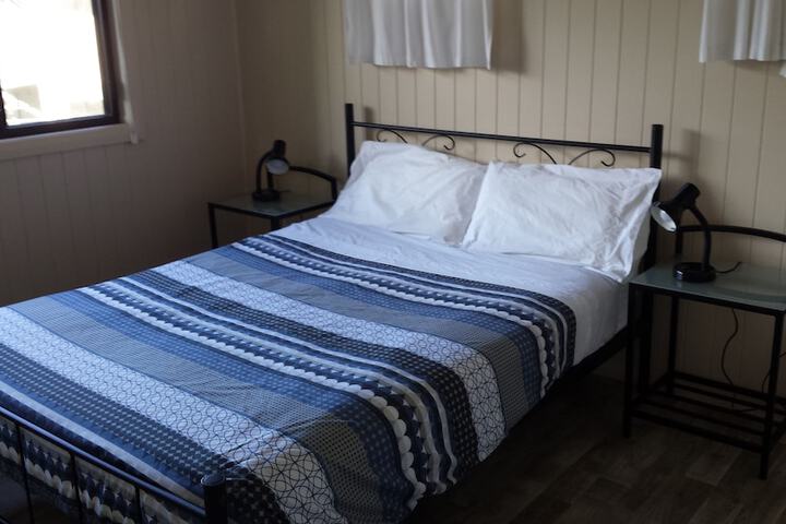 Room 3 of 49
