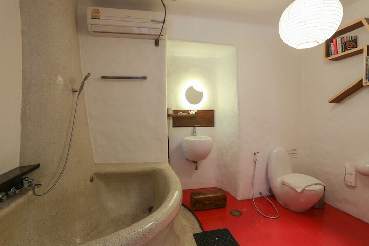 Room 58 of 69