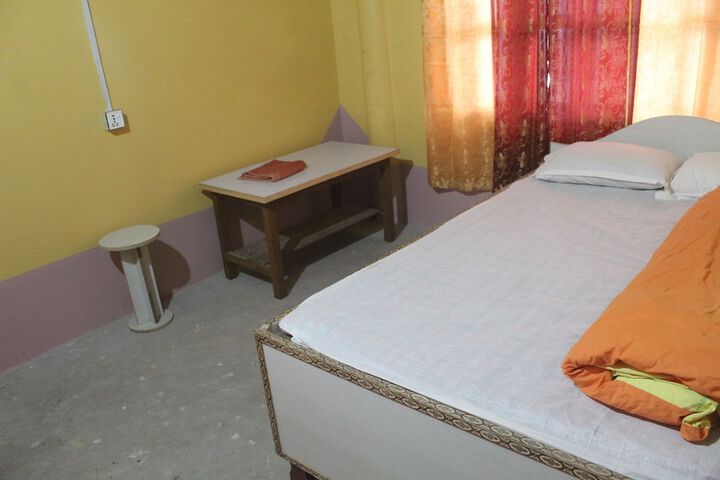 Room 13 of 67