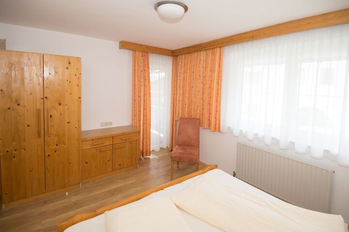 Room 4 of 59