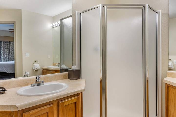 Standard Suite