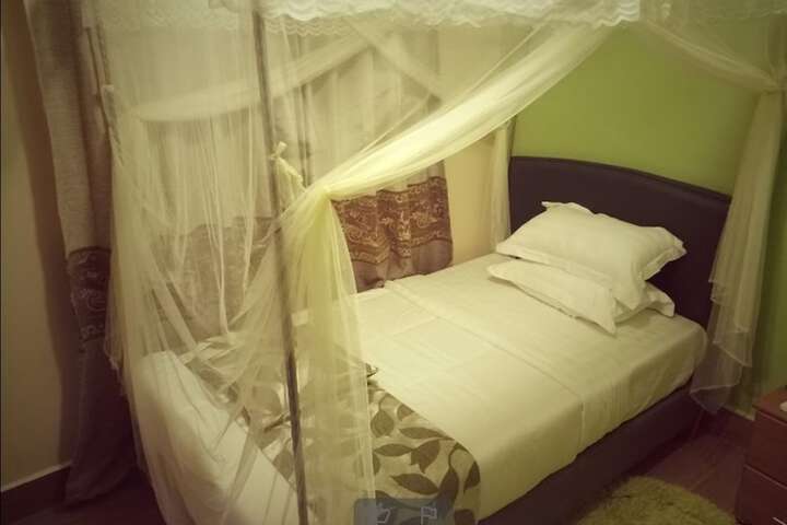 Room 6 of 26