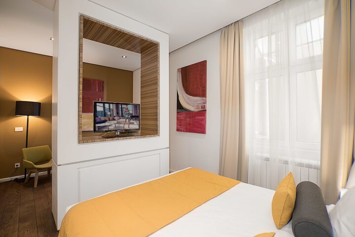 Room 6 of 54