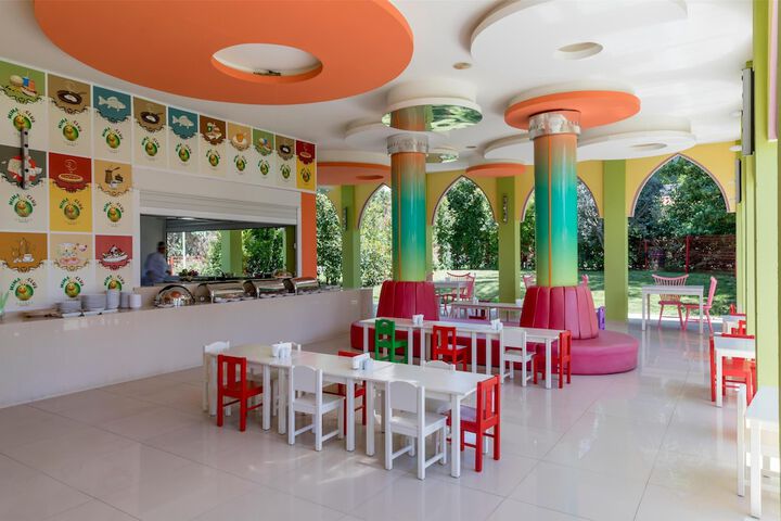 Hotel Interior 102 of 186
