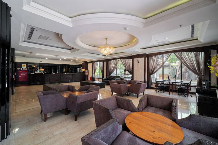 Hotel Interior 13 of 139